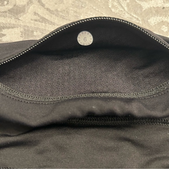 LULULEMON PACE RIVAL SKIRT IN BLACK MID RISE SIZE 6 REGULAR 13 INCH - Picture 14 of 14